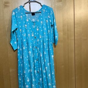 Aqua Dress White Floral Motifs.  3/4 Sleeves Size M